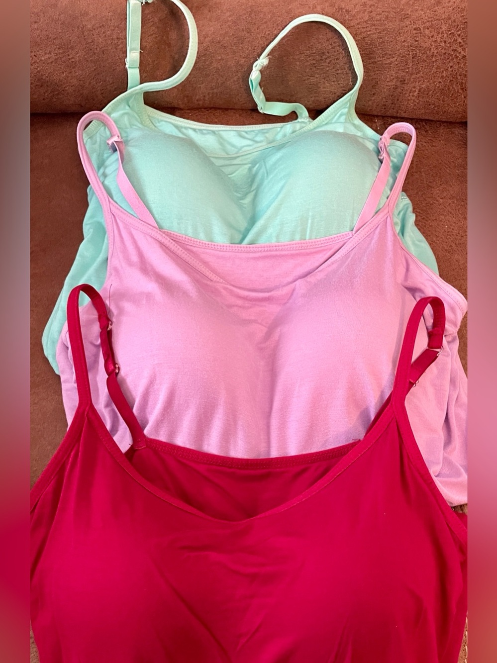 Lot of 3 tank tops W built in bra . Sze XXL fit more like a large. PINK RED BLUE - Picture 5 of 5